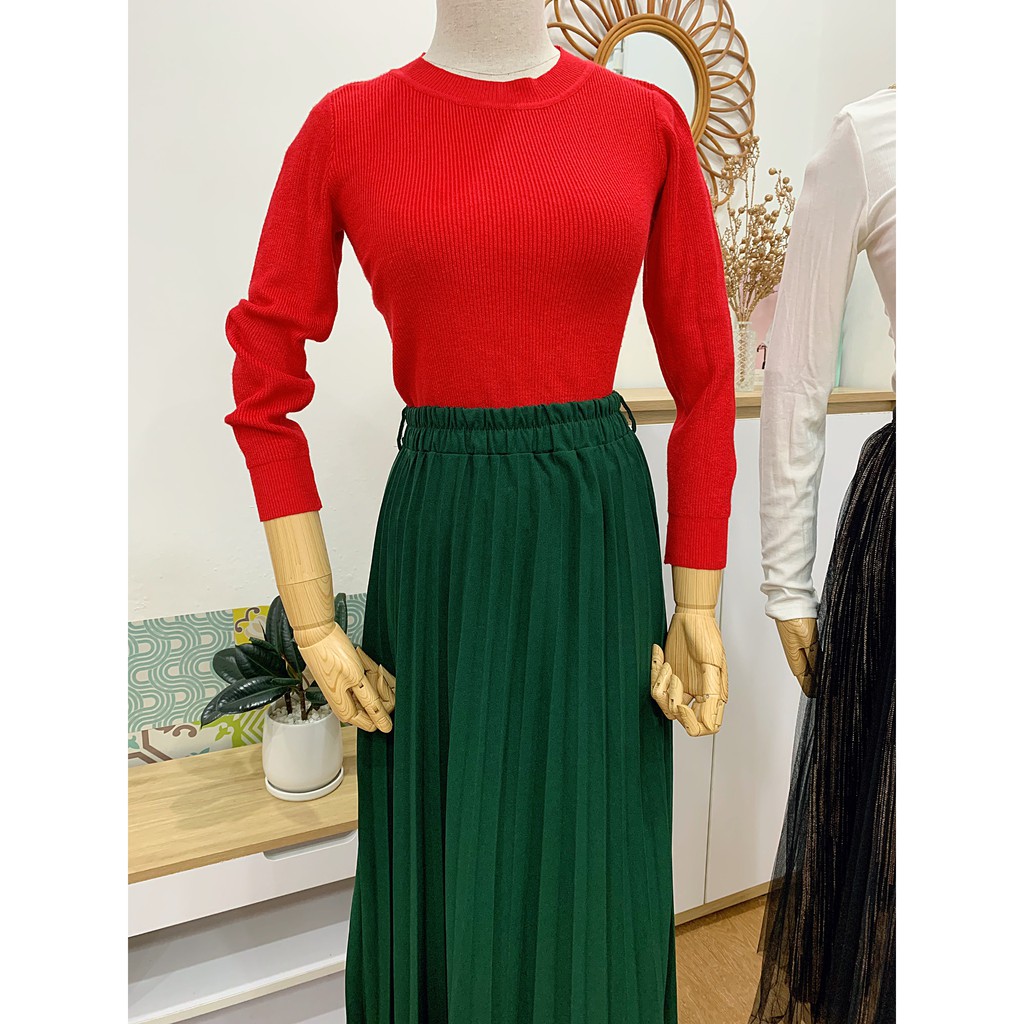 Set chân váy xếp li - Áo len tăm