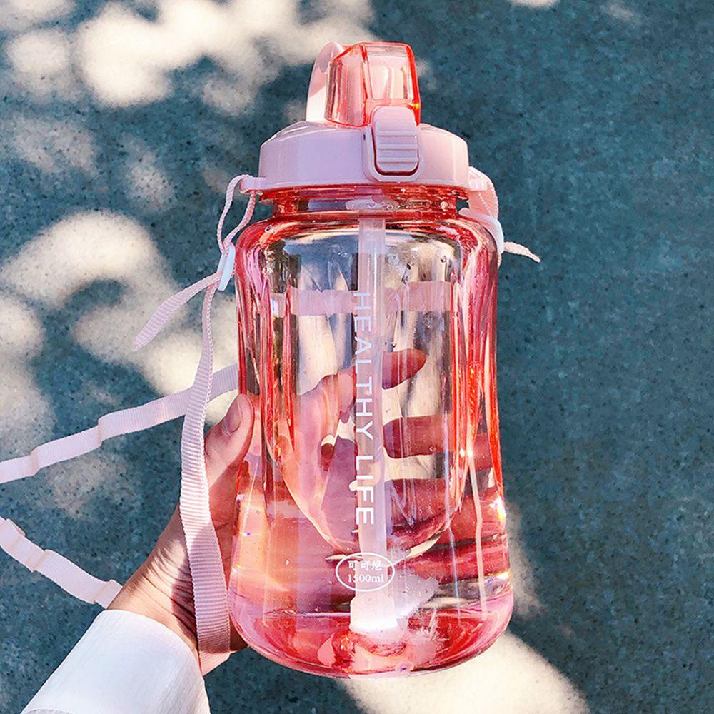 Bình Nước Có Ống Hút Chống Tràn Thời Trang Dung Tích 1500ml 2000ml
