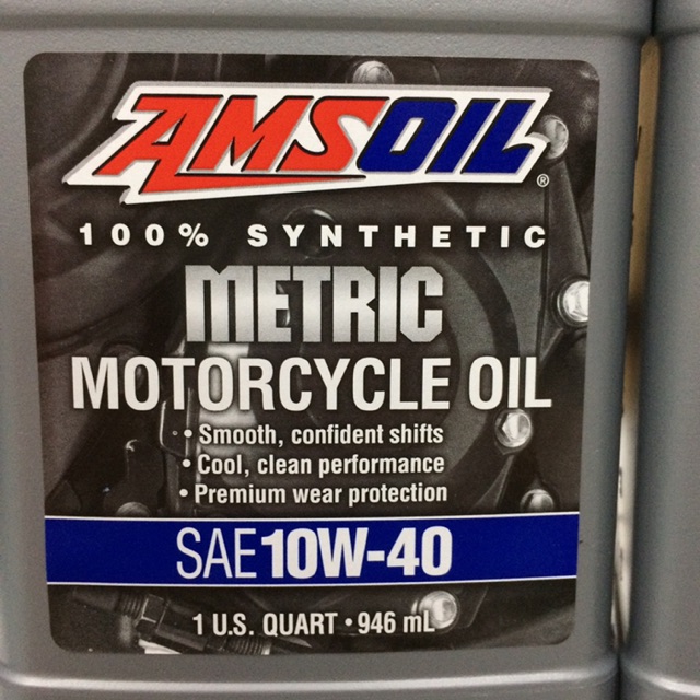 Thùng 12 chai x 946ml Amsoil Metric 10W-40