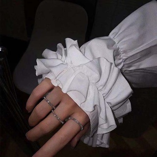 Nhẫn bạc lấp lánh 
