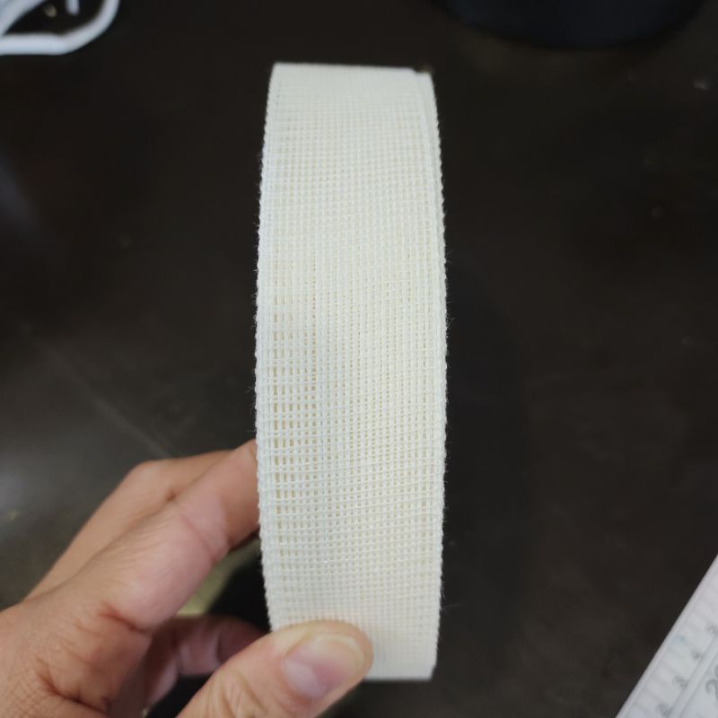 Lưới viền tà áo