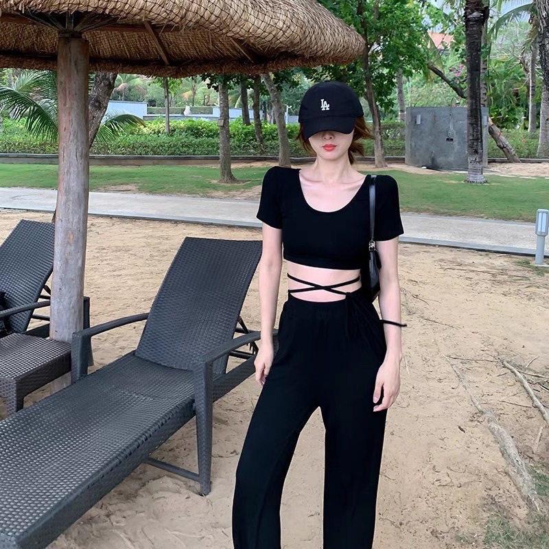 ÁO CỔ TRÒN TAY DÀI DÂY QUẤN EO(MÙA THU ĐÔNG)