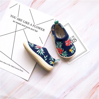 Giày slipon xốp siêu êm siêu nhẹ