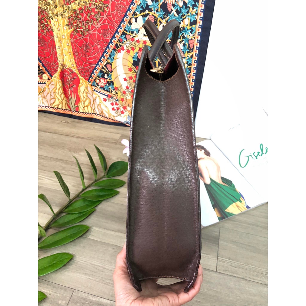 Thanh lý cặp đựng hồ sơ hiệu Louis Vuitton, hàng cổ | BigBuy360 - bigbuy360.vn