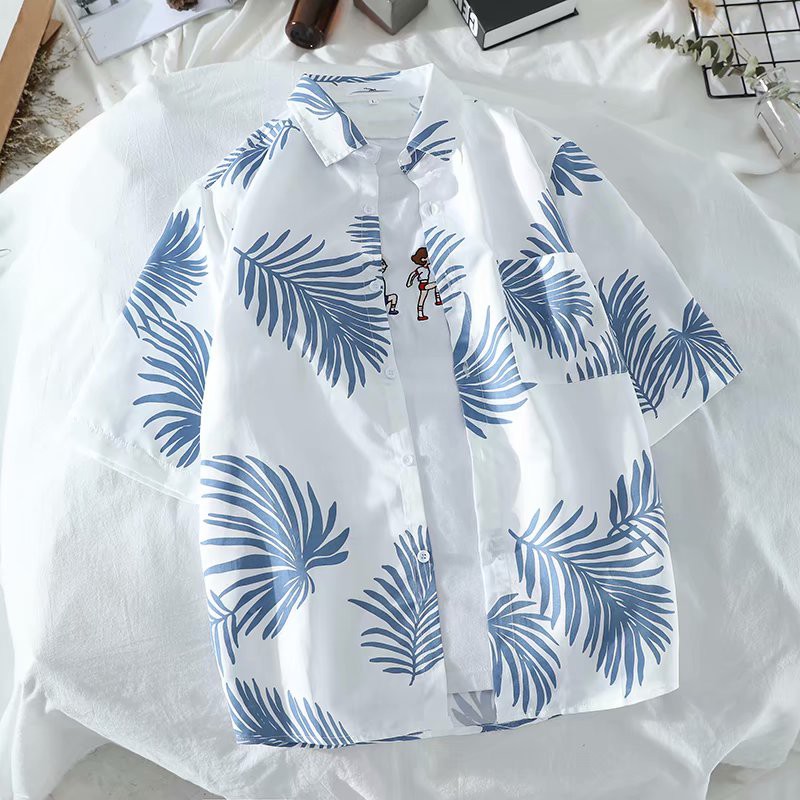Men's fashion short-sleeved shirt with leaf motifs