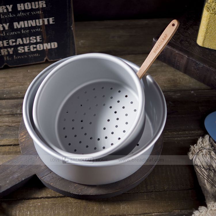 Khuôn 8 Inch Tròn Làm Bánh Đục Lỗ Breadleaf