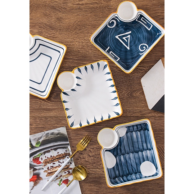 Set 4 đĩa ăn men lam họa tiết phong cách Nhật Bản có ô đựng nước chấm