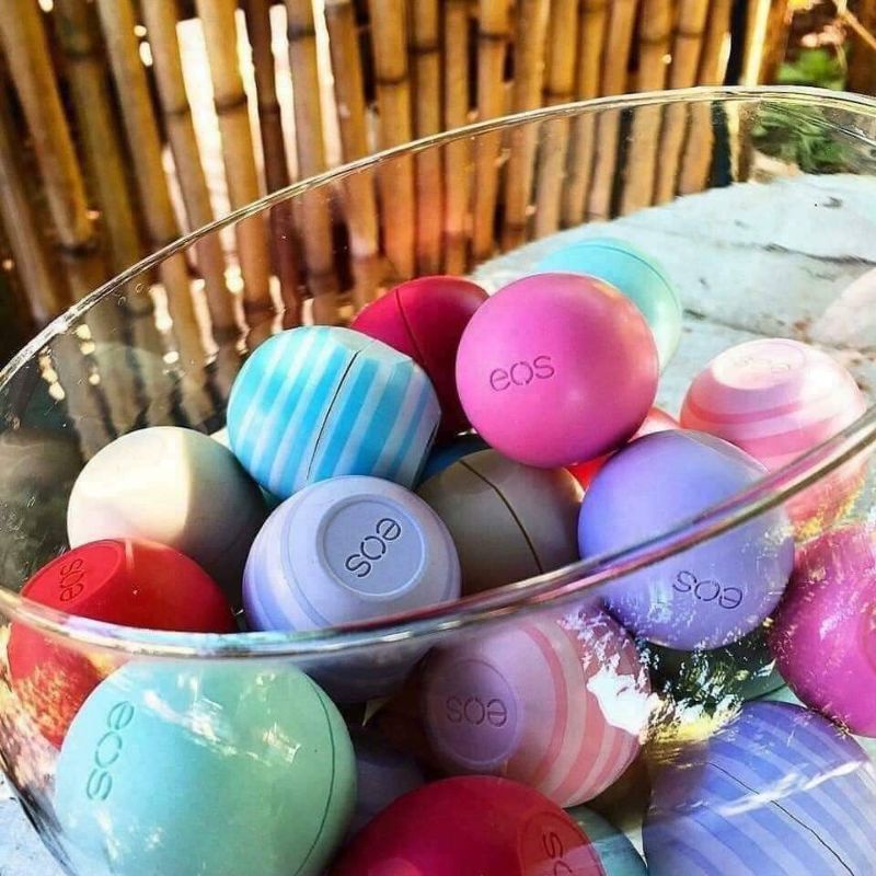 🍏 Son dưỡng môi EOS Lip Balm hình quả trứng 7gr