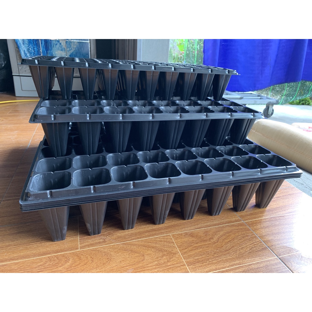 COMBO 10 KHAY ƯƠM HẠT 32 VÀ 50 LỖ SÂU (BẠT PHỦ ĐẤT CHỐNG CỎ, BẦU ƯƠM THÔNG MINH, KEO LIỀN SẸO...)