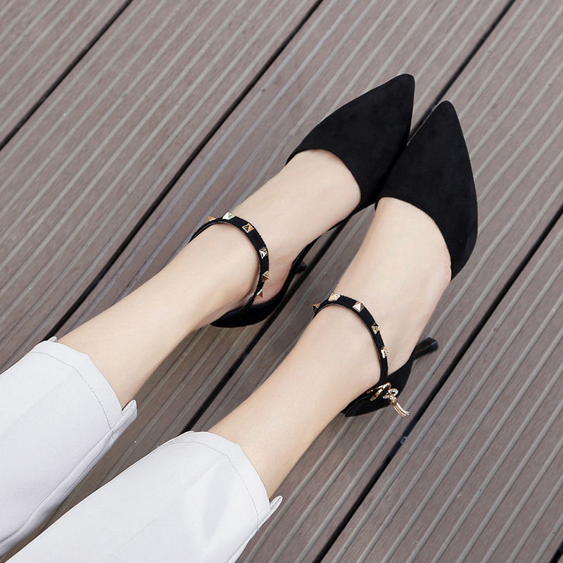 Pointed high heels women 2021 new spring and autumn net red ins fairy hitchhiking a word buckle heel 6cm black single shoes