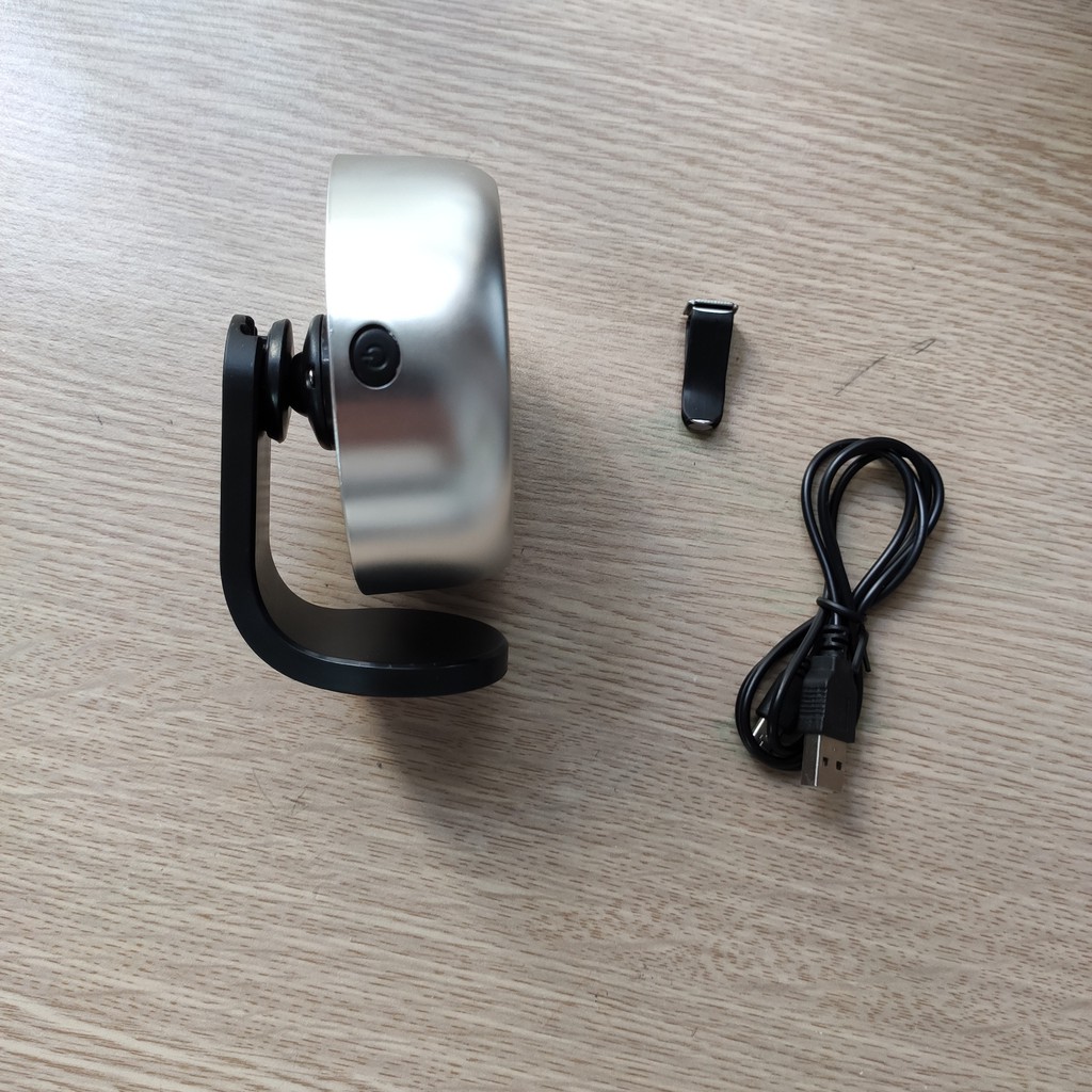 Quạt USB mini thiết kế sang trọng, hiện đại lắp trên xe ô tô - SBD05