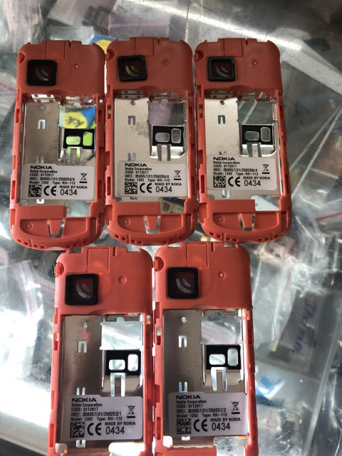 Sườn zin Linh kiện Nokia1280,1202,1110i