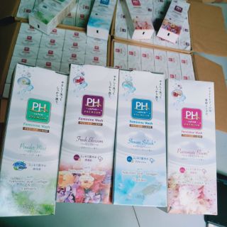 Dung dịch vệ sinh phụ nữ PH care_ nội địa Nhật bản