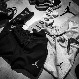 Quần Jogger Jordan nỉ da cá