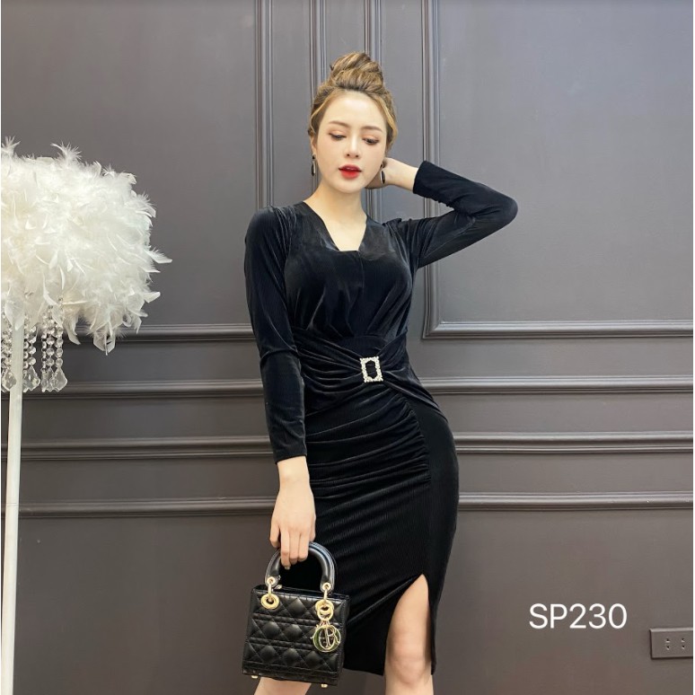 CRYS Váy nhung body đai đá eo tôn dáng, váy công sở cổ V quyến rũ SP230 | BigBuy360 - bigbuy360.vn