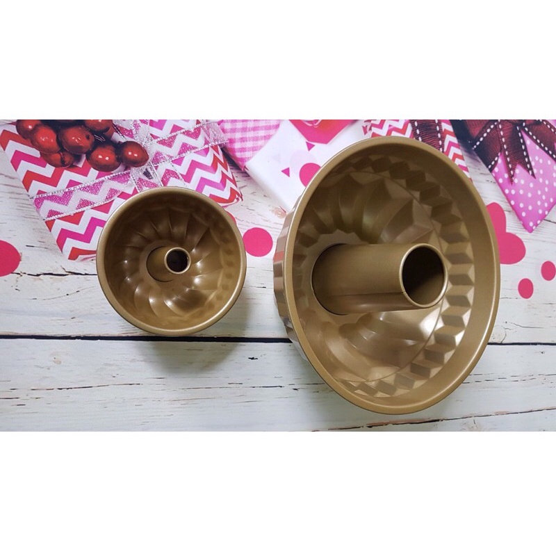 Khuôn  chiffon xoắn