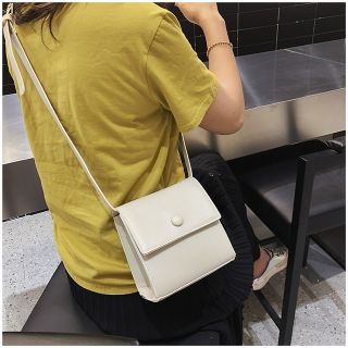 Túi đeo chéo nữ HQ