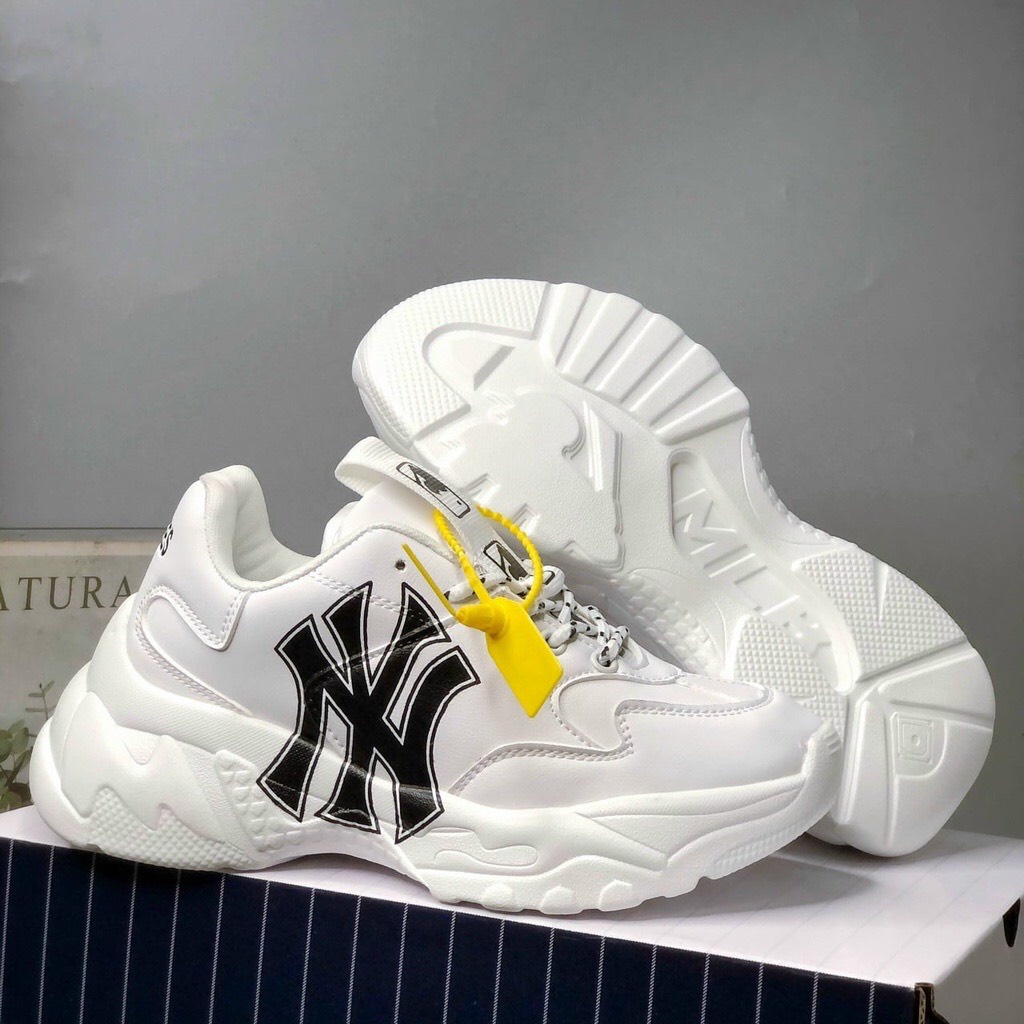 Giày Sneaker MLB màu trắng chữ ny đen