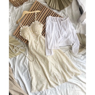 Set áo khoác mỏng + đầm vàng hai dây cúp ngực