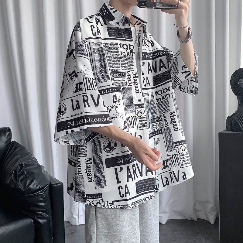 Áo Sơ Mi Nam Ngắn Tay Họa Tiết Tờ Báo Thời Trang