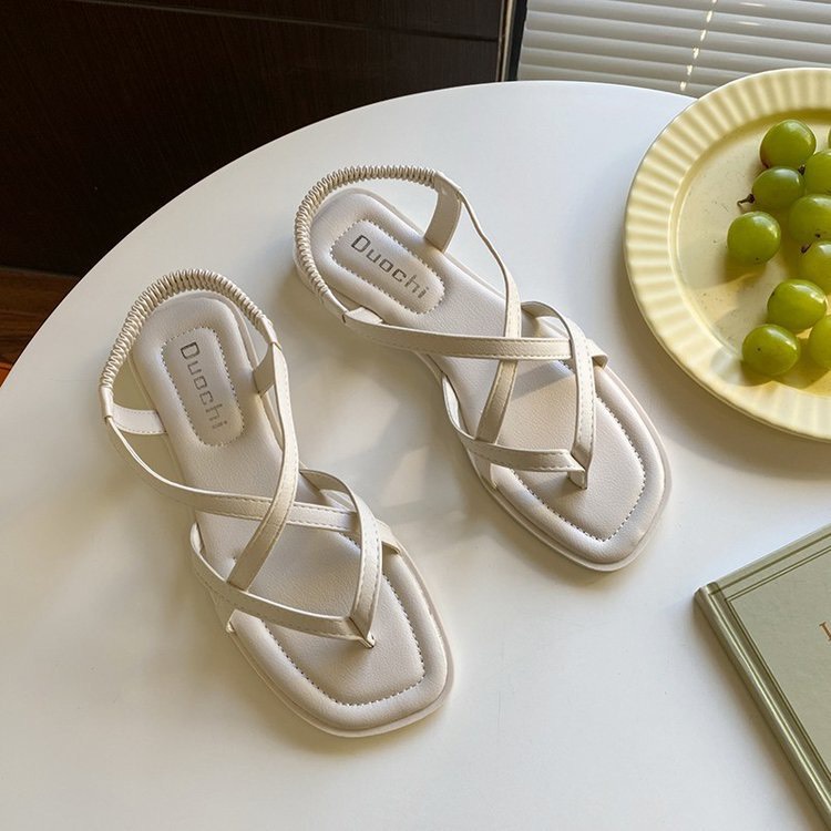 Sandal nữ xỏ ngón da mềm đế bệt