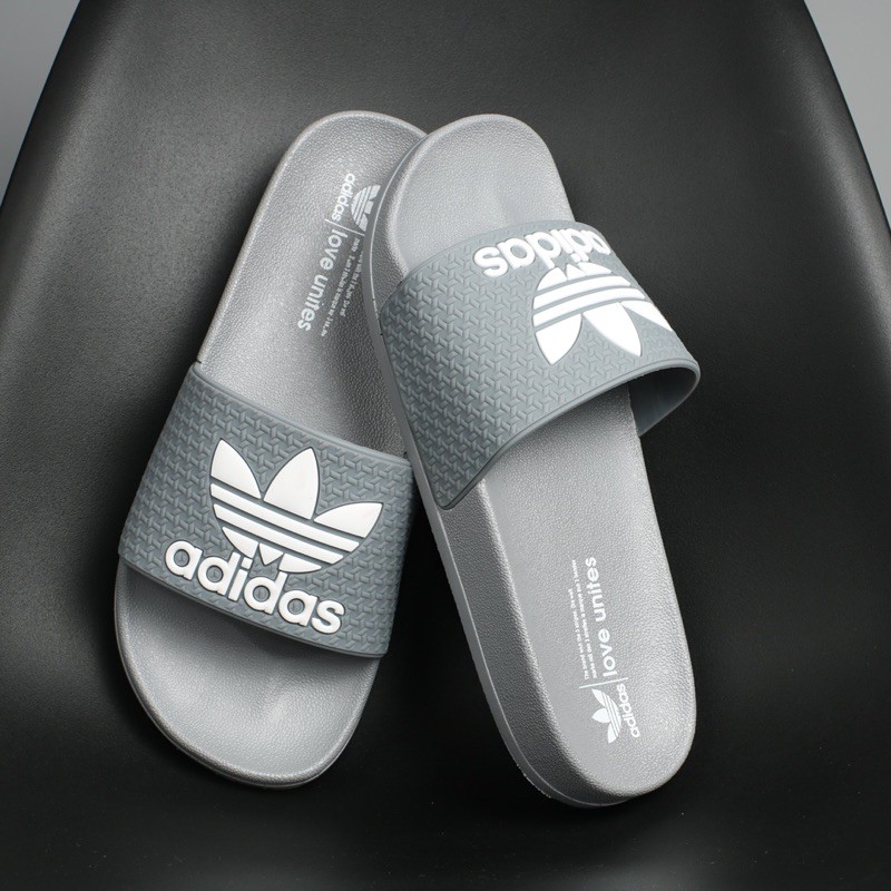 Dép quai ngang adidas