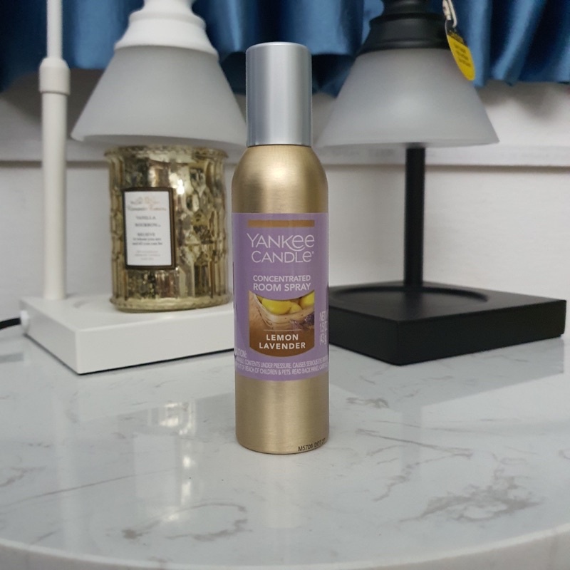 Xịt thơm phòng yankee candle concentrated room spray