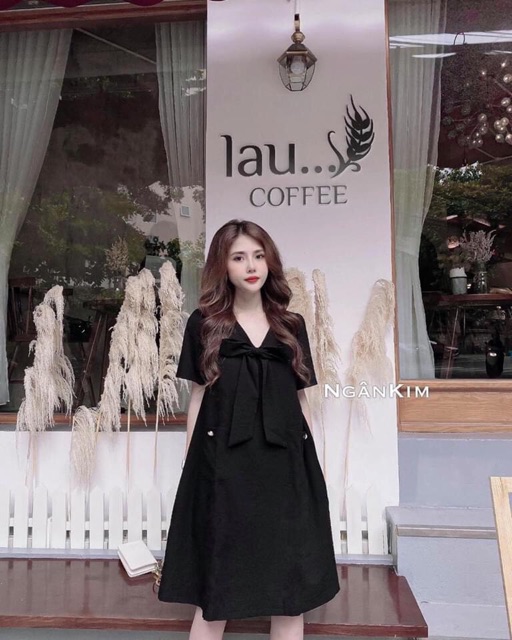 Váy suông thắt nơ 2 màu đen-xanh chất đũi xước có may túi 2 bên