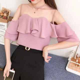 Áo trễ vai ren quảng châu
