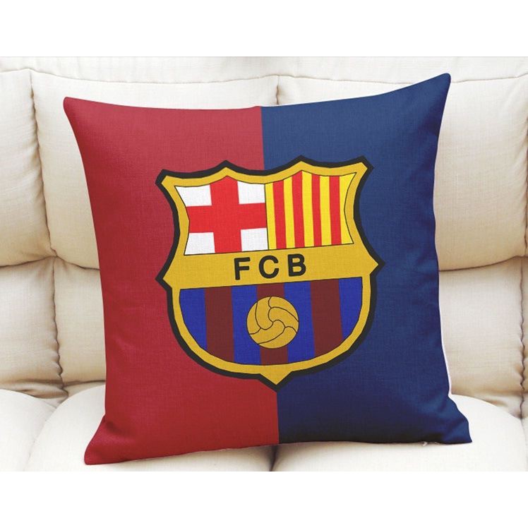 Gối vuông in logo câu lạc bộ Manchester United, Chelsea, Barcelona, Real Madrid, Arsenal