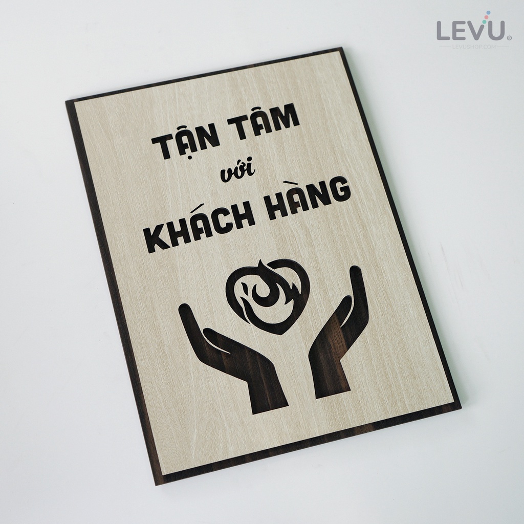 Tranh khẩu hiệu công ty LEVU134 "Tận tâm với khách hàng"