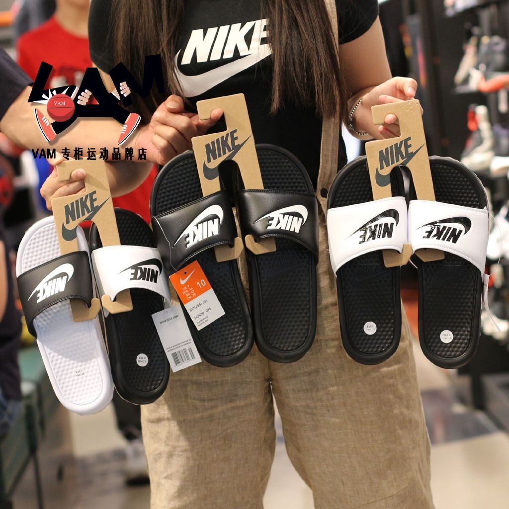 Dép Nike Benassi Phối Màu Đen Trắng In Chữ Thời Trang Cao Cấp Dành Cho Nam Nữ