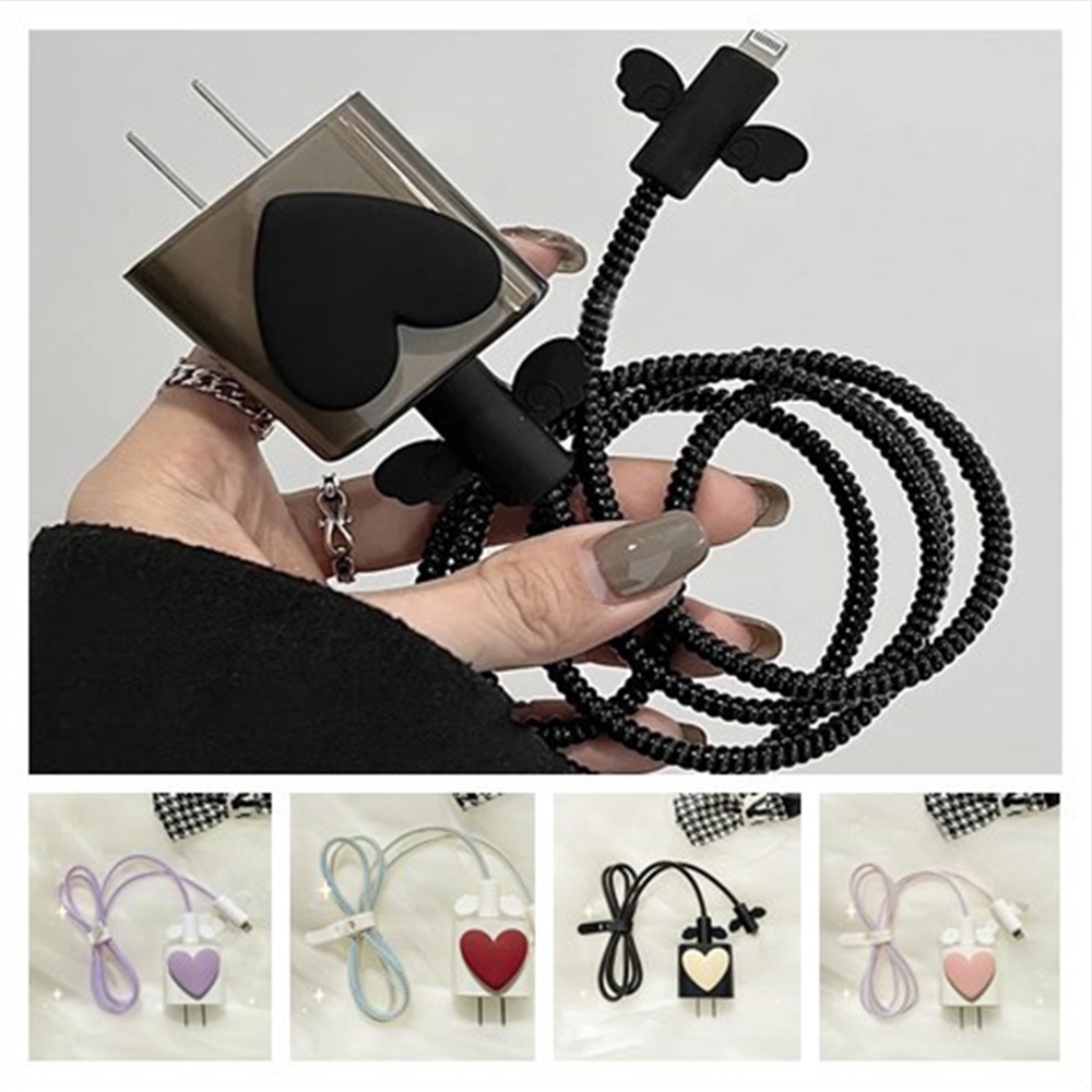 1 Set Vỏ Silicon Hình Trái Tim Bảo Vệ Hộp Sạc Và Dây Cáp Dữ Liệu Cho Iphone 13/12/11pro 18/20w