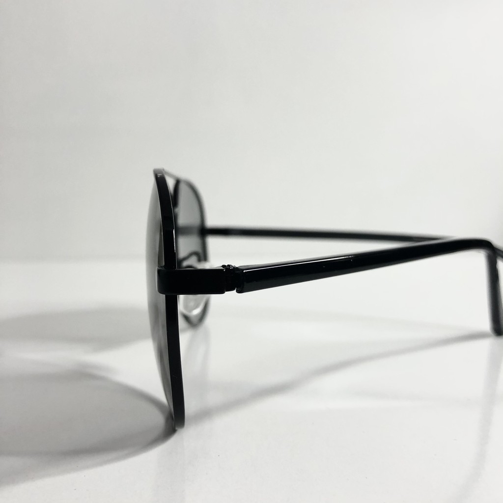 Kính Mát [ CHỐNG LÓA ] KÈM HỘP ĐỰNG - Kính Râm Thời Trang Sang Trọng Cho Phái Mạnh | BigBuy360 - bigbuy360.vn