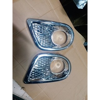 Bộ ốp viền đèn gầm xe Fortuner 2009-2011.