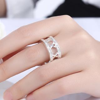 Nhẫn Số La Mã Đính Đá Zircon