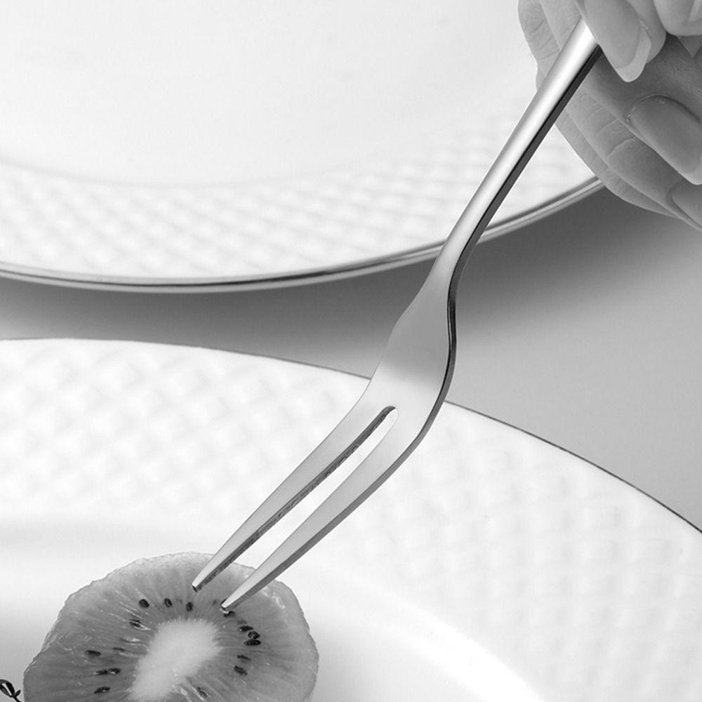 Bộ 2 Nĩa Ăn Bằng Thép Không Gỉ Hình Ốc Sên Sang Trọng