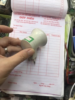 Đui đèn cắm có công tắc