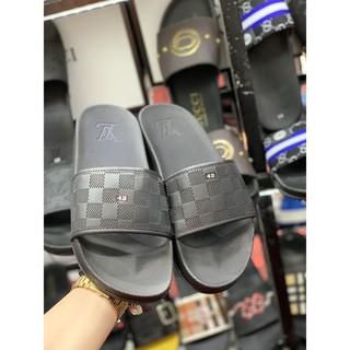 Dép Đế Cao  ❤️FREESHIP❤️ Dép Lv Quai Da Dập Ô Caro in Logo