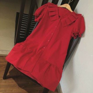Đầm bầu đỏ đô cổ sơ mi xếp ly