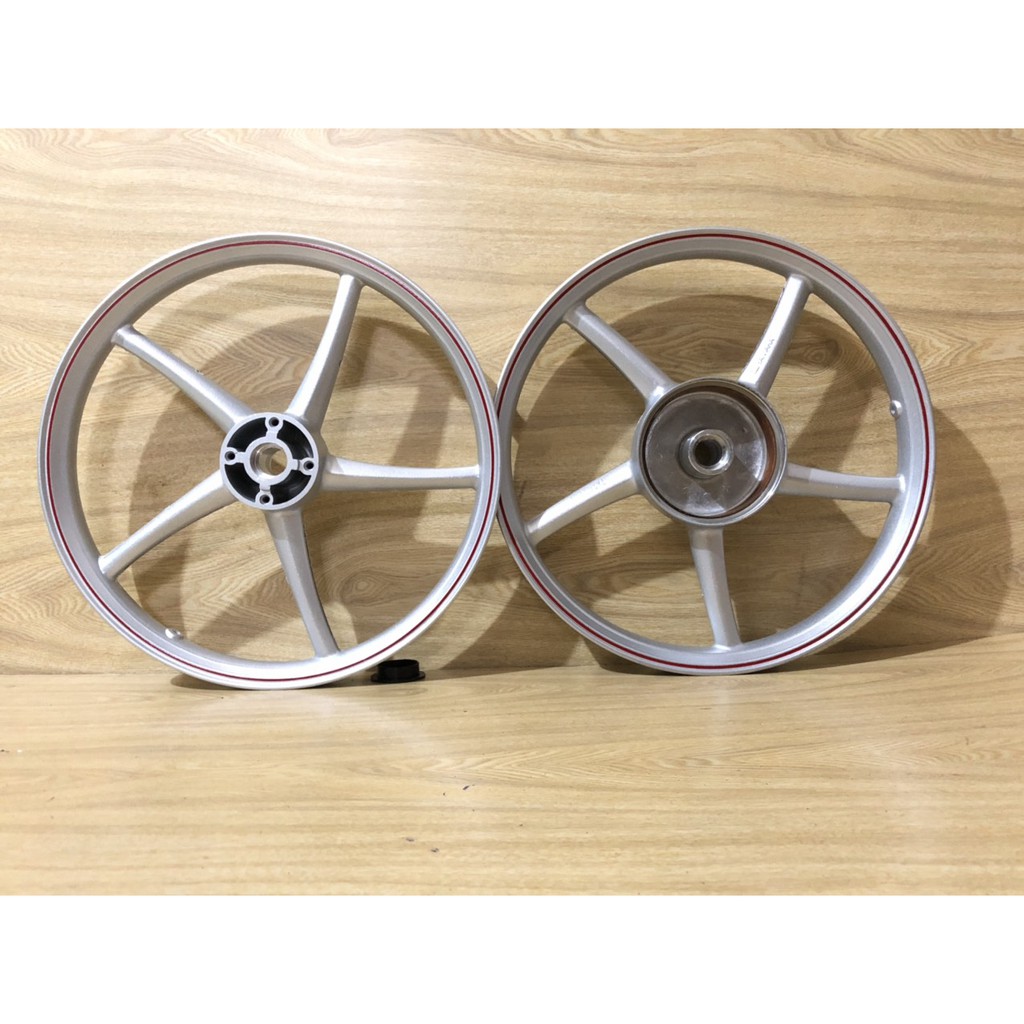 MÂM 5 CÂY KIỂU RCB GẮN ZIN KHÔNG CHẾ CHÁO SIRIUS JUPITER EXCITER 2006 2010(VX)