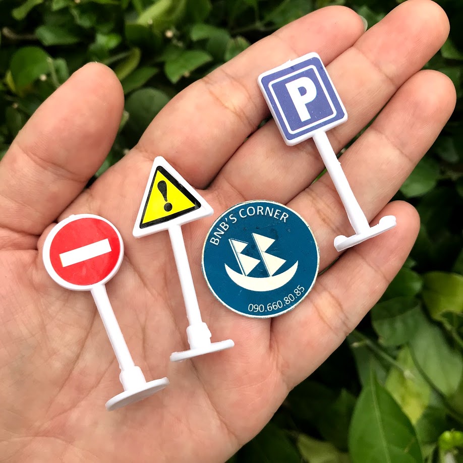 Bộ biển báo giao thông 9 chi tiết phối cảnh trưng bày xe mô hình