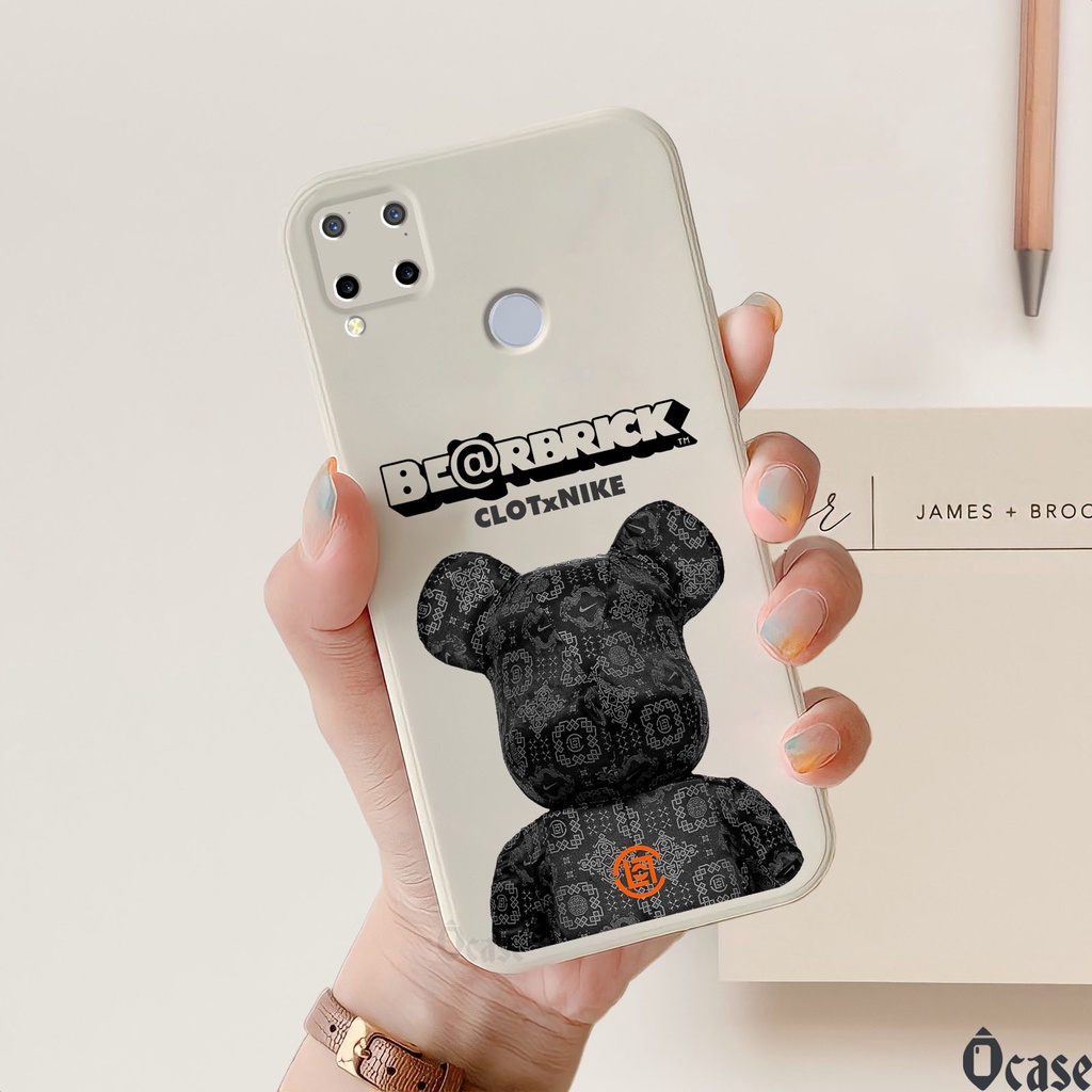 Ốp lưng Realme C15 in hình gấu cạnh viền vuông có bảo vệ camera