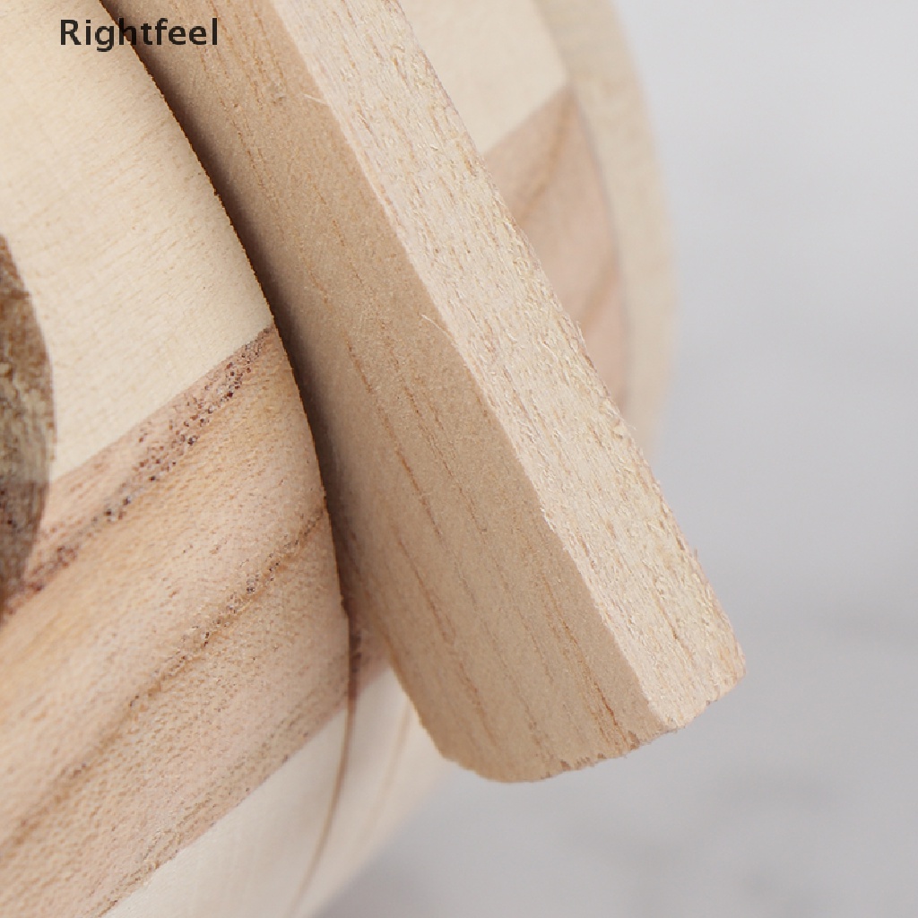 1 Hộp Đựng Tiền Tiết Kiệm Bằng Gỗ