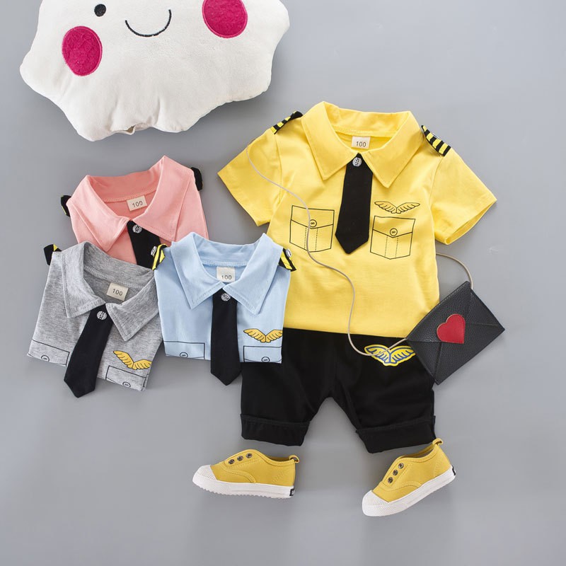 Bộ áo thun ngắn tay có cổ + quần short đáng yêu cho bé
