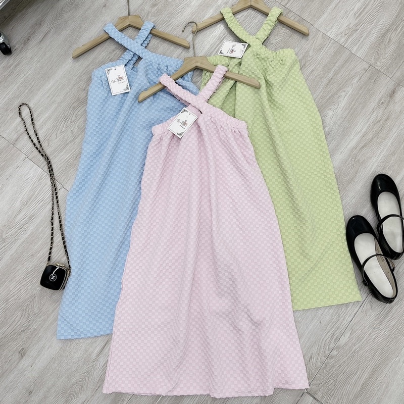 Váy maxi cổ yếm dây chéo Đầm đũi xốp ô vuông hở vai Đầm bầu mặc được