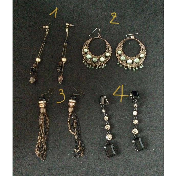 Khuyên tai tua rua độc đáo, đẹp chất