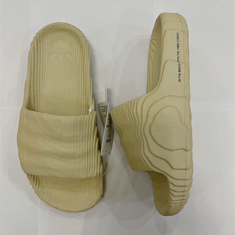 Dép Đi Trong Nhà Chất Liệu Mềm Mại Chống Thấm Nước size 36-45 Cho Nam Và Nữ