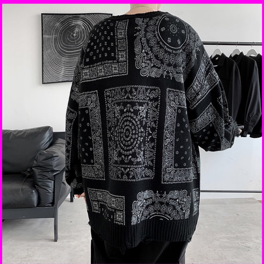 Áo len nam đan hoa văn thổ cẩm độc đáo phá cách 2021