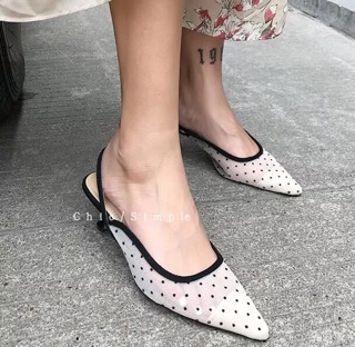 Sandal chấm bi gót nhọn